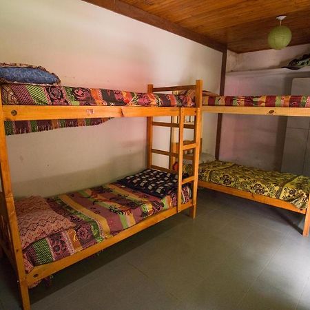 Tu Hostel Сан-Мигель-де-Тукуман Экстерьер фото